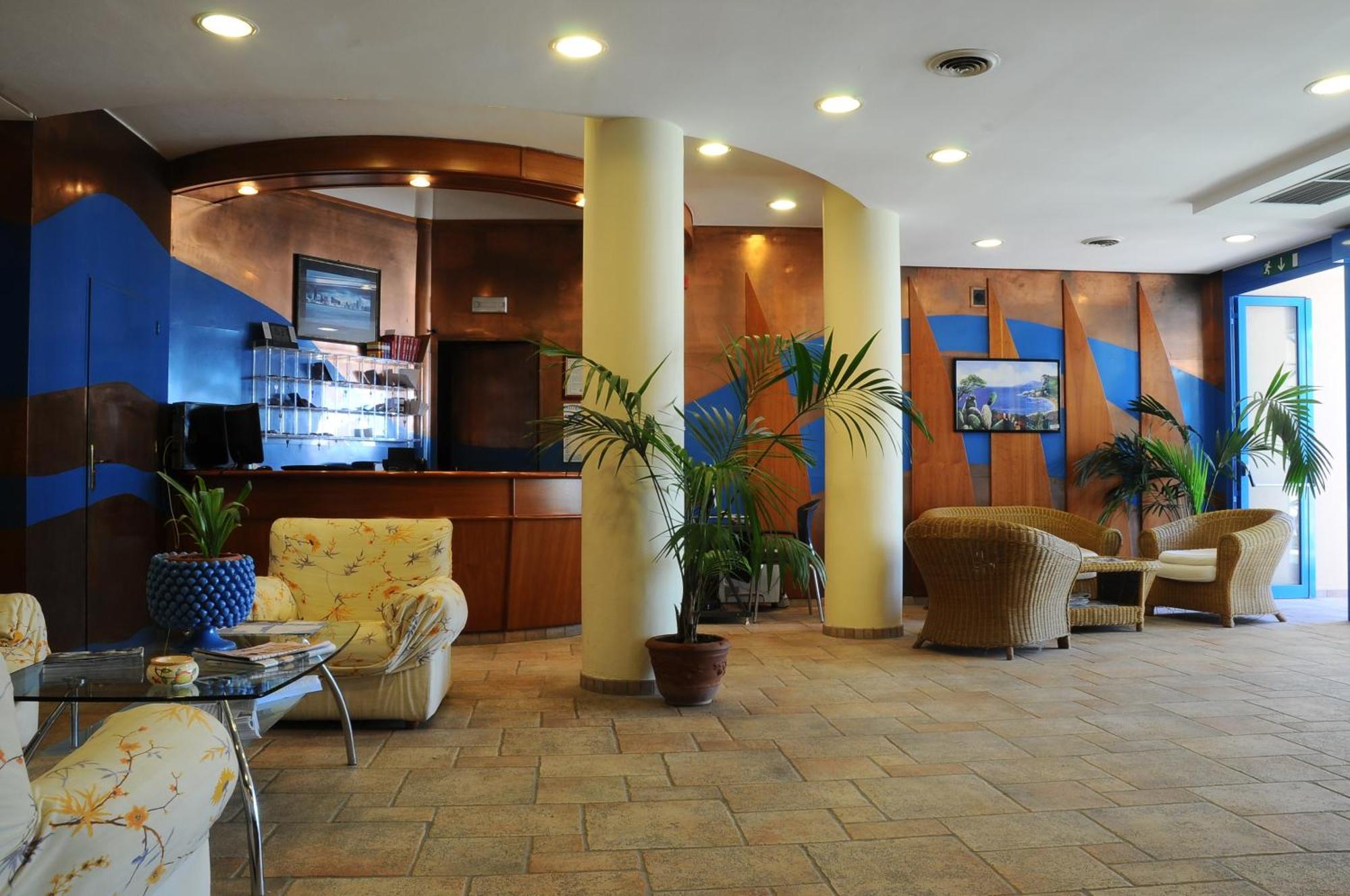 Hotel Sirenetta イーゾラ・デッレ・フェンミネ エクステリア 写真