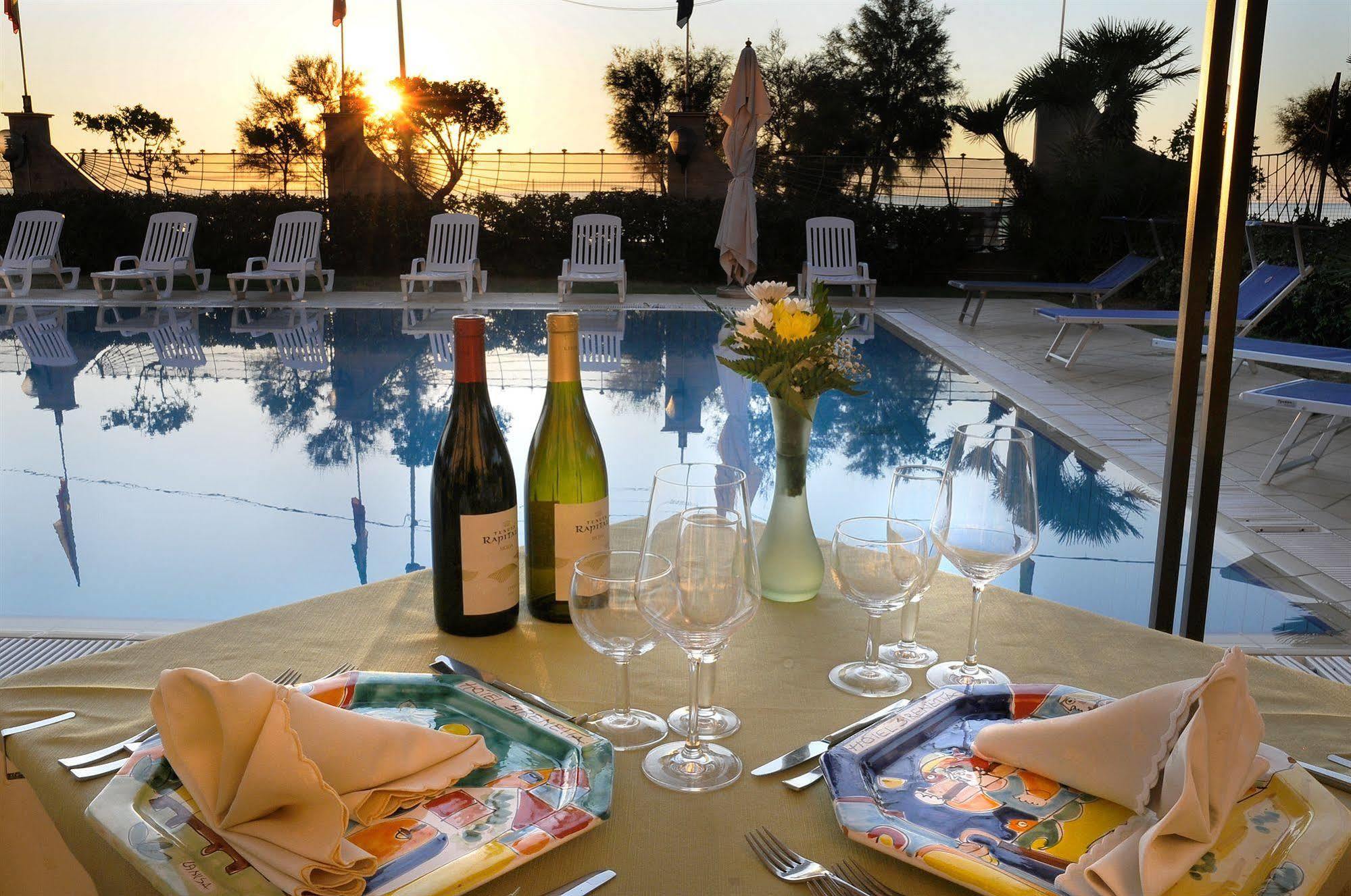 Hotel Sirenetta イーゾラ・デッレ・フェンミネ エクステリア 写真