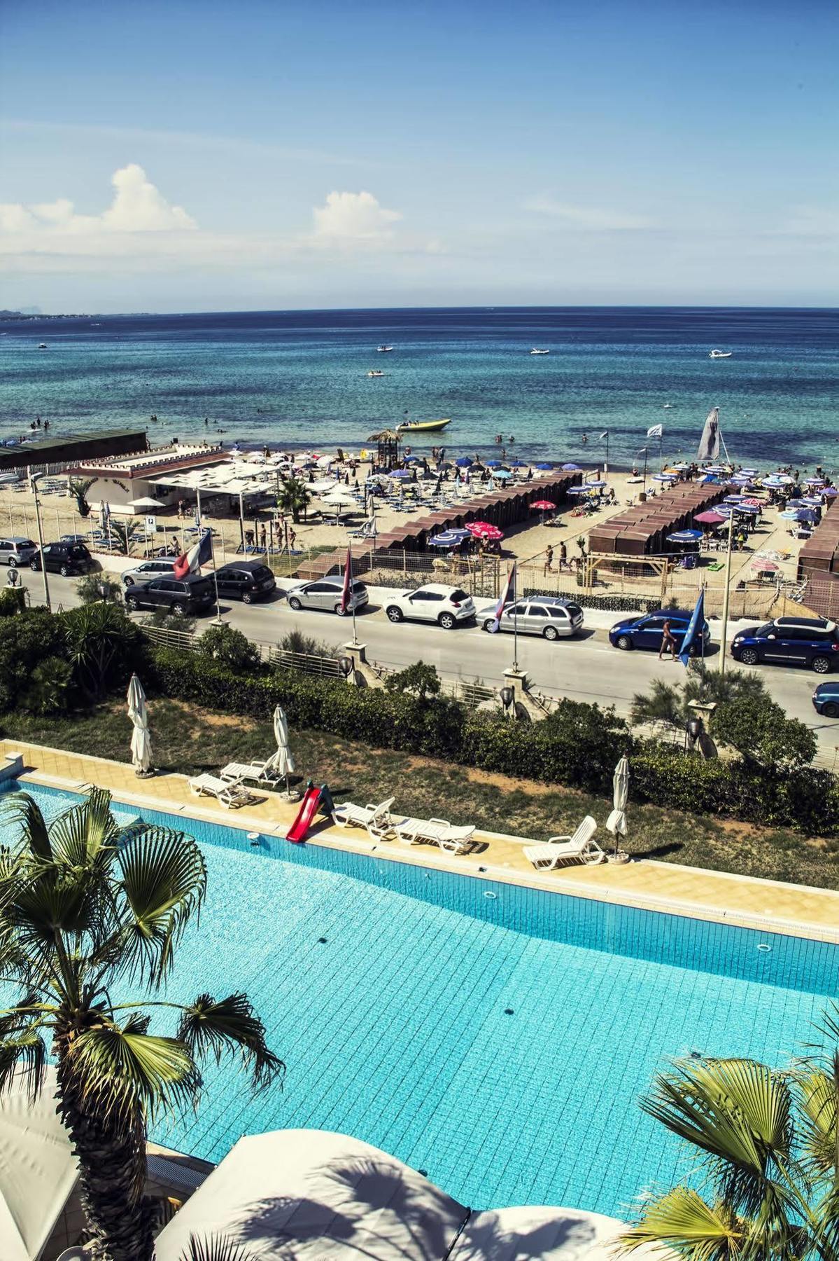 Hotel Sirenetta イーゾラ・デッレ・フェンミネ エクステリア 写真