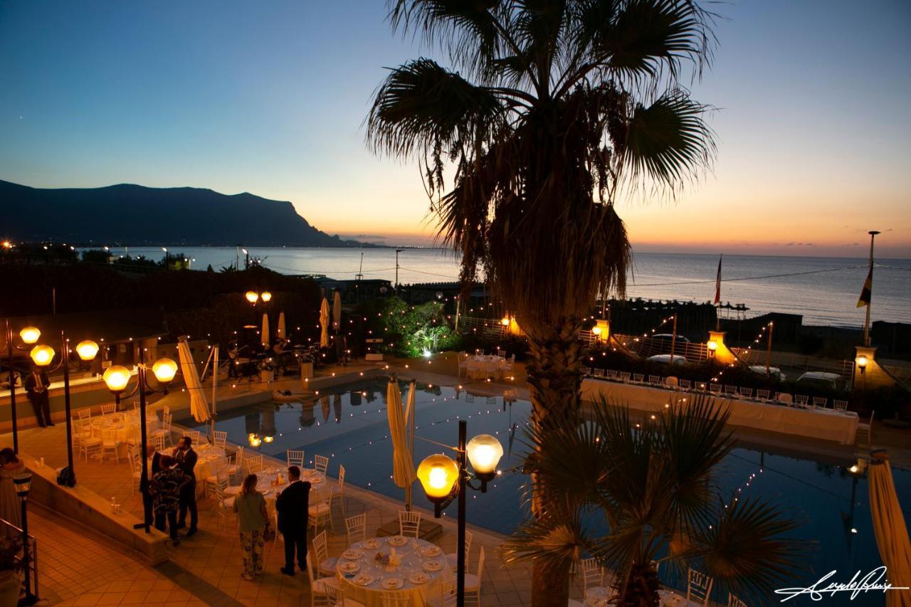 Hotel Sirenetta イーゾラ・デッレ・フェンミネ エクステリア 写真